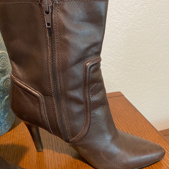 Nine West Chocolate Brown Booties with 3.5” Heel - Picture 6 of 12